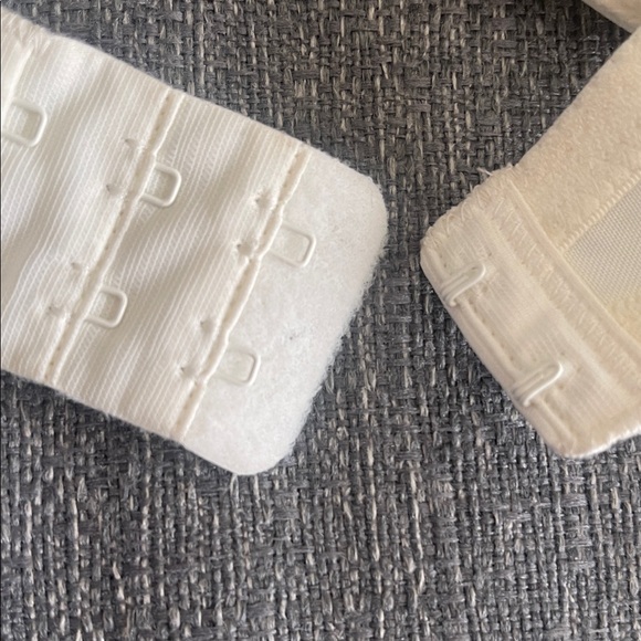 Lilyette Cream Satin Bra with lace Accents 38D - Picture 3 of 5